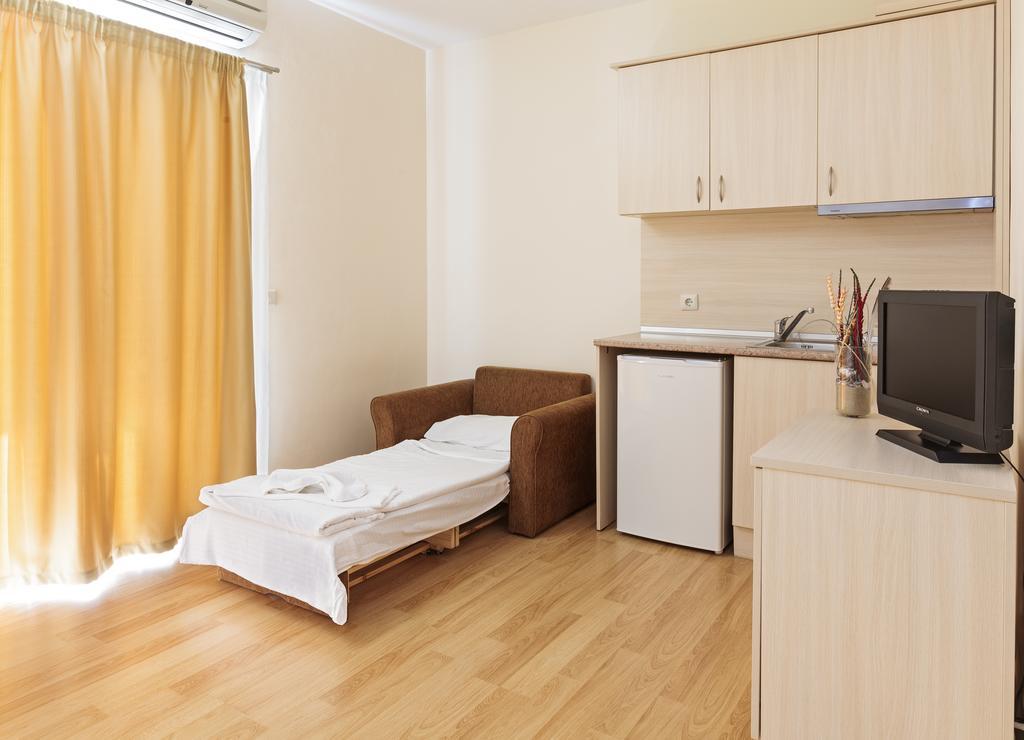 Serena Residence Aparthotel Sozopol Exterior photo