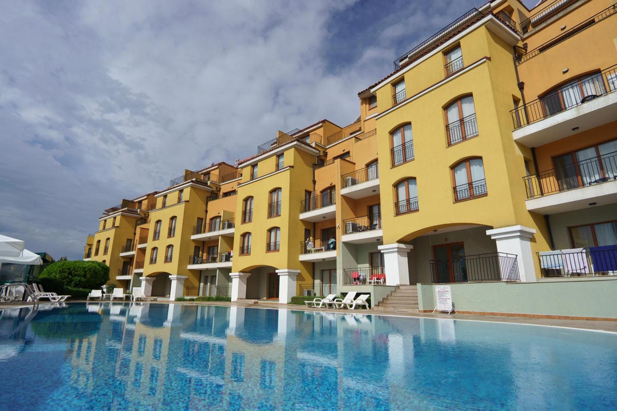 Serena Residence Aparthotel Sozopol Exterior photo
